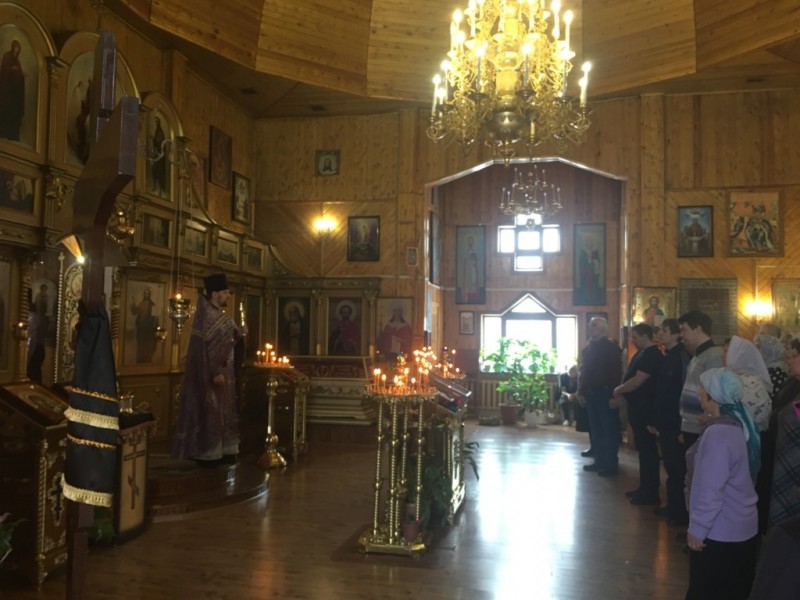 Настоятель храма в Вуктыле призвал задуматься, стоит ли приходить в храм или помолиться дома