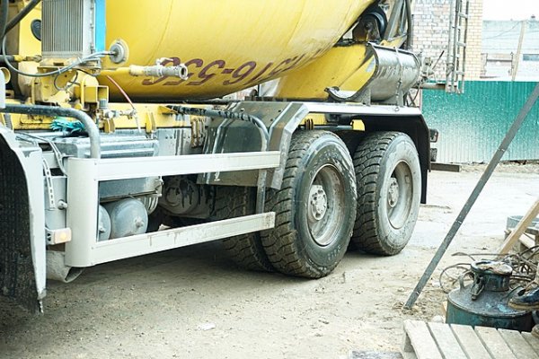 В Сыктывкаре грязных колес у работающего на стройках транспорта не выявили