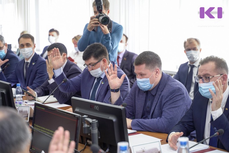 Сыктывкарский бизнесмен и бывший полицейский стали замами Анны Дю