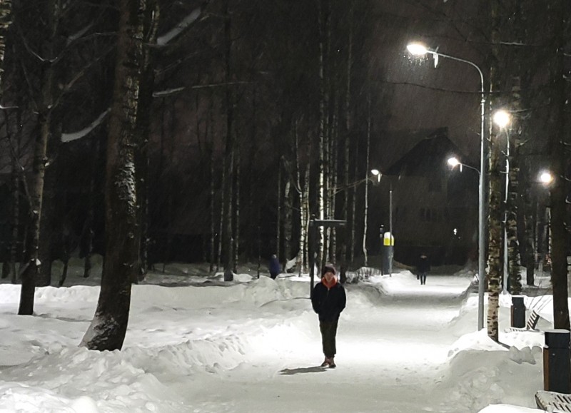 На улицах Сыктывкара появляется умный теплый свет