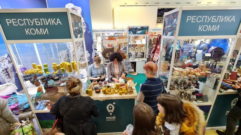 "Мой бизнес" Коми помогает: предприниматели-ремесленники участвуют в выставке "Ладья. Сезон 2020-2021"