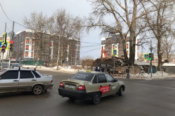 В Сыктывкаре сносят дома на перекрестке Карла Маркса и Чкалова