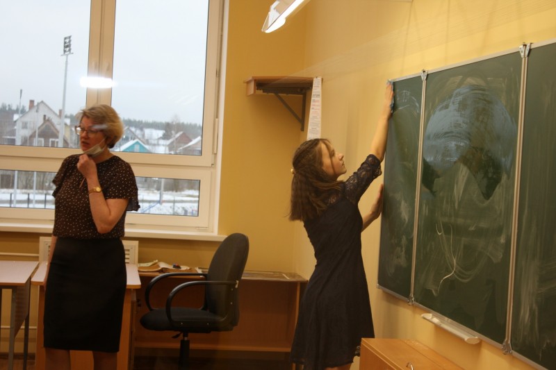 В Коми продолжается прием заявок на участие в программе "Земский учитель"