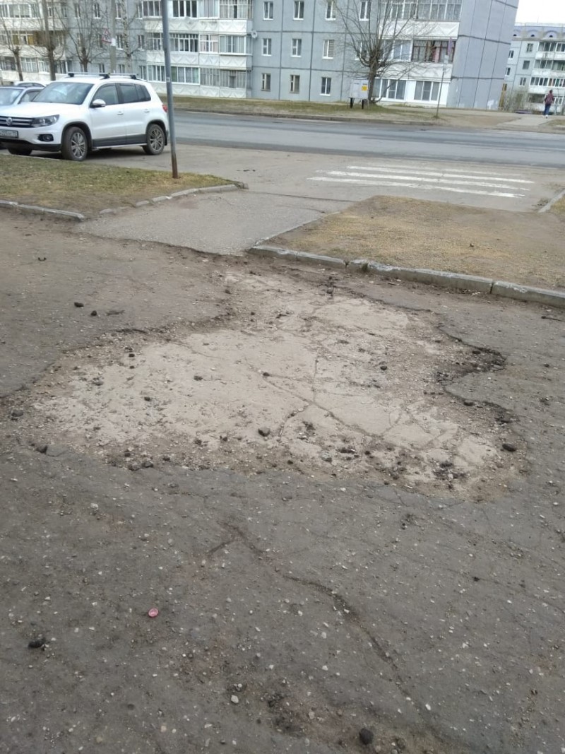 Эжвинцы смогут улучшить состояние пешеходных зон своего района в пару кликов