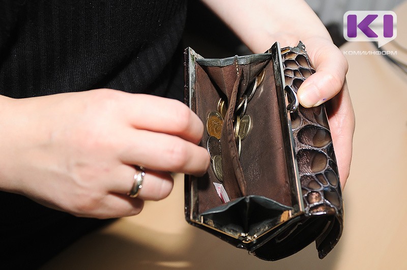 Бедность не порог: что случится с МРОТ после отмены потребкорзины
