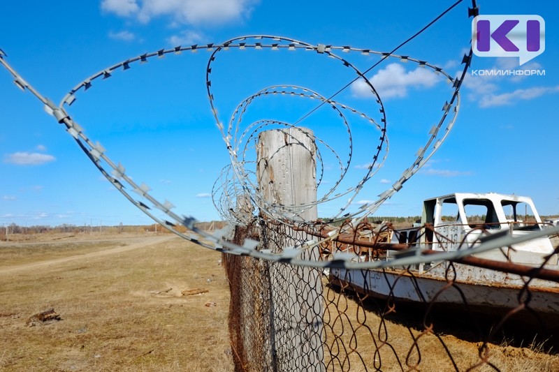 В Сыктывкаре опекун, присвоивший деньги маленького племянника, отправится в колонию



