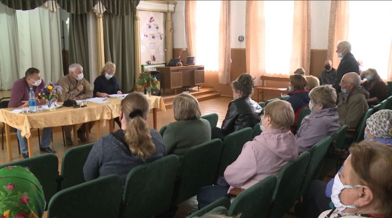 Владимир Уйба назвал диалог с общественниками Ижемского района эмоциональным и честным