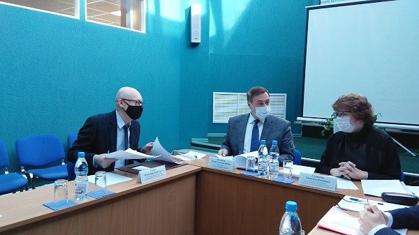 В региональной ТПП руководитель Роспотребнадзора по Коми проинформировала бизнес о снижении административного давления

