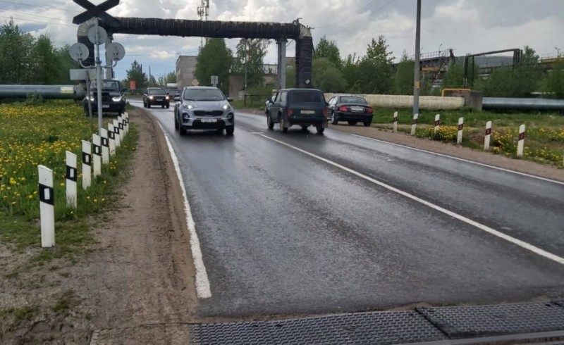 На железнодорожном переезде в Эжве выявлены несоответствия нормативам