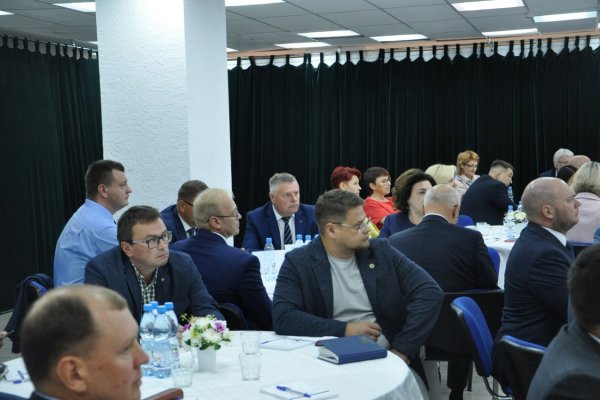 Делегация из Беларуси знакомится с промышленностью и сельским хозяйством Коми