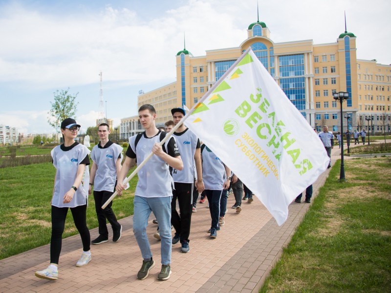 Более 377 кубометров мусора вывезли после экологических субботников в Коми сотрудники ООО "Газпром трансгаз Ухта"