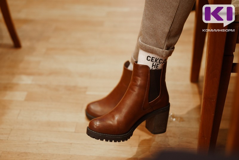 Ухтинец потерял свыше 63 тыс. рублей, рассчитывая на интимные услуги