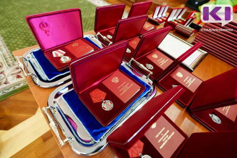 Сотрудник Коми научного центра получил звание "Заслуженный геолог Российской Федерации"