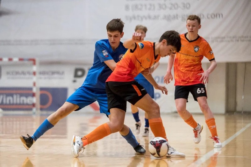 Две команды Коми стали призерами первенства СЗФО по футзалу