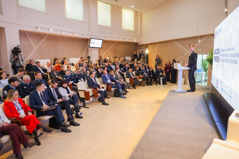 Участники "Школы мэров" из регионов обучились лучшим практикам на примере Якутии