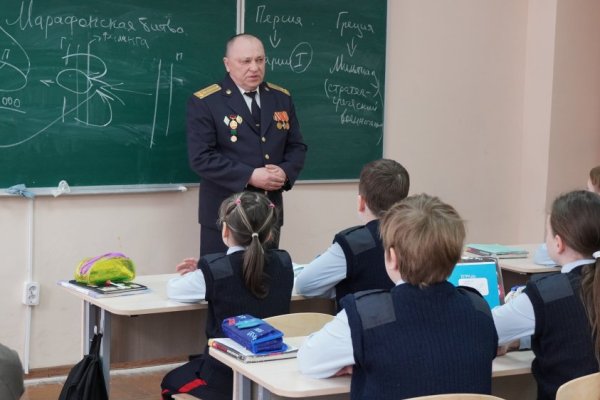 Сотрудники УФСБ по Коми навестили воспитанников детского дома и подшефных кадетов