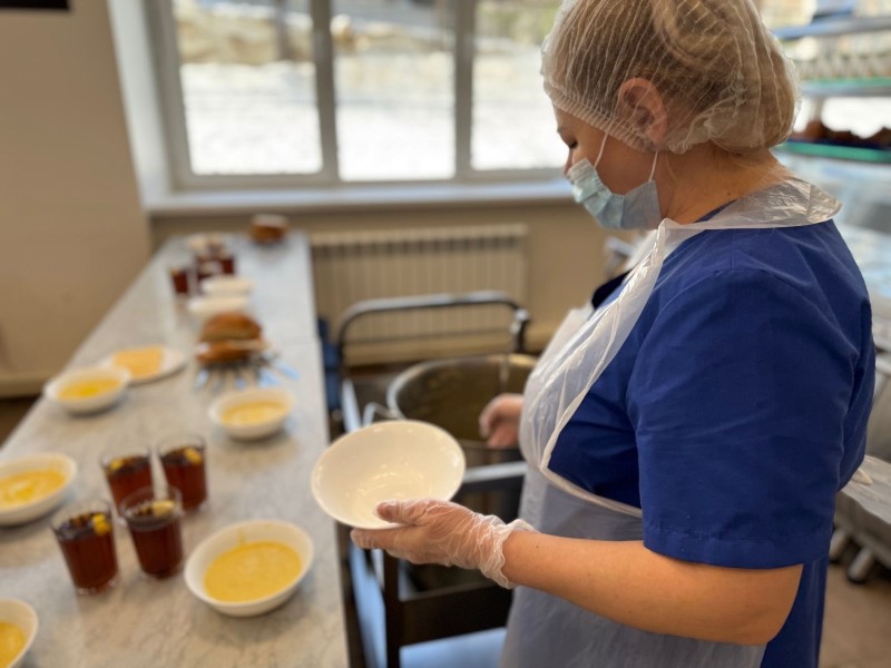 Общественники проверили, вкусно ли кормят школьников Сыктывкара