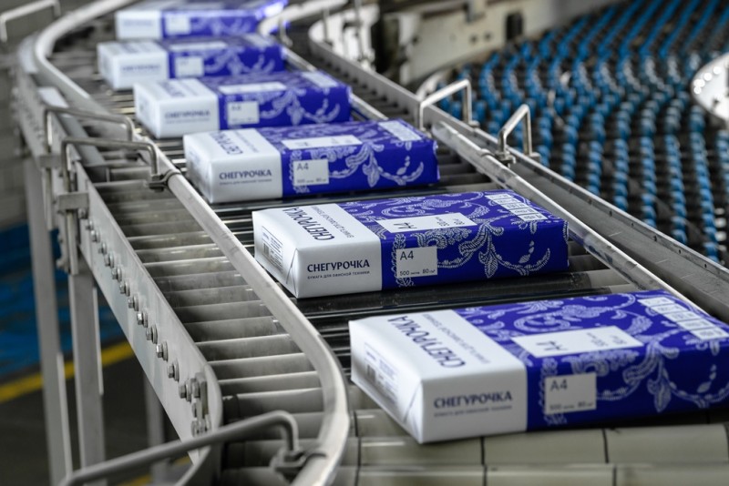 Офисной бумаге АО "СЛПК" "Снегурочке" исполнилось 25 лет