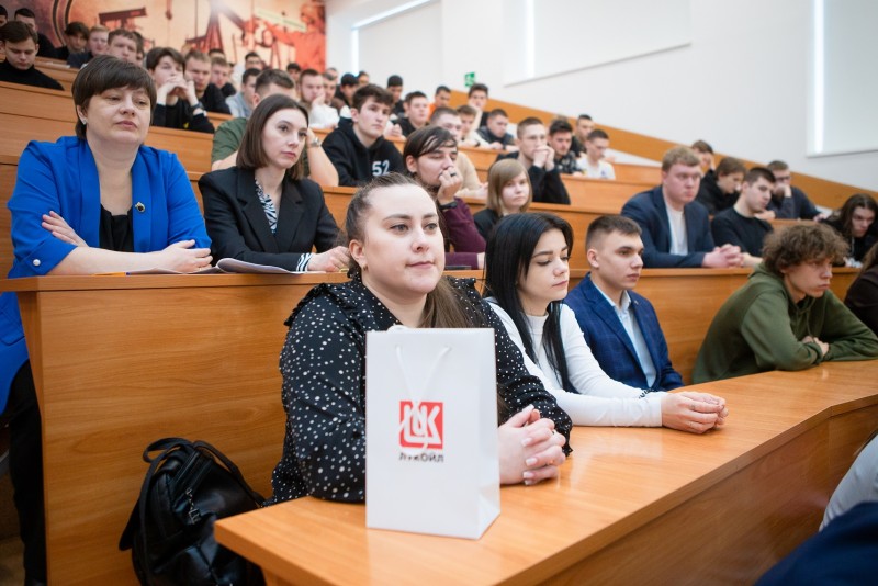 В УГТУ провели "День ЛУКОЙЛа"