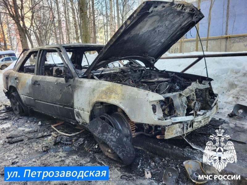 В Сыктывкаре за сутки сгорели два автомобиля