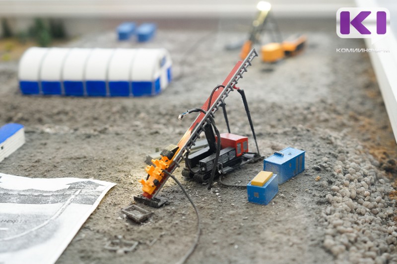 Зарплаты в добывающей отрасли обогнали доход нефтяников в Коми