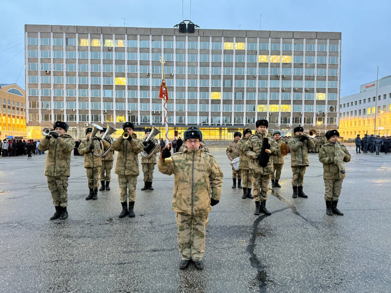 В Сыктывкаре военнослужащие Росгвардии участвуют в репетиции парада ко Дню Победы

