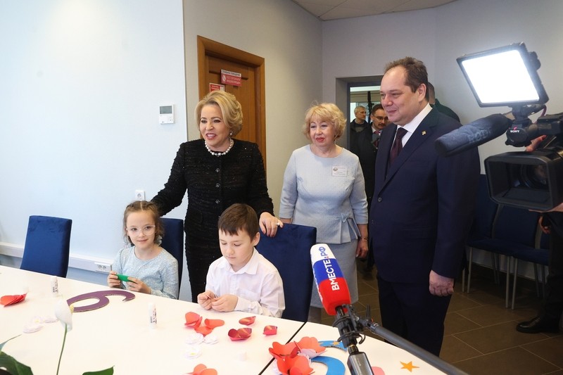 Валентина Матвиенко ознакомилась с работой Семейного МФЦ в Сыктывкаре