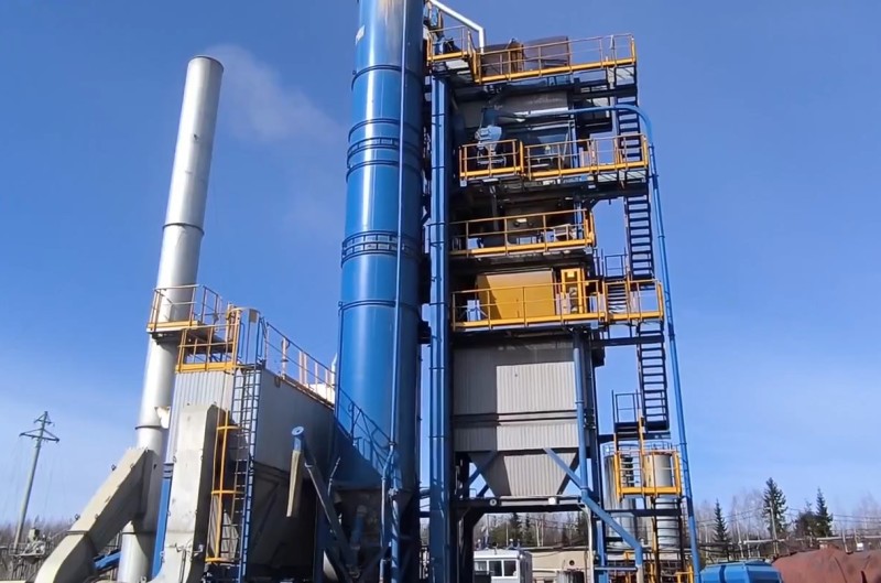 В Сыктывкаре заработали сезонные асфальтобетонные заводы
