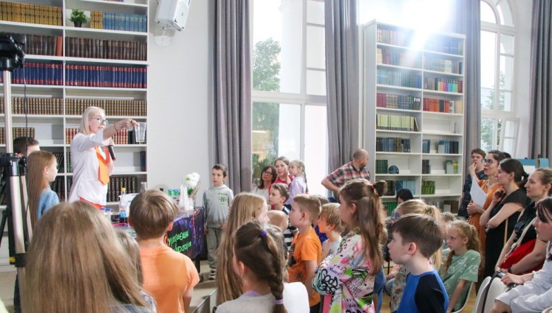 "Свои герои": Коми присоединилась к всероссийской акции "Библионочь-2025"