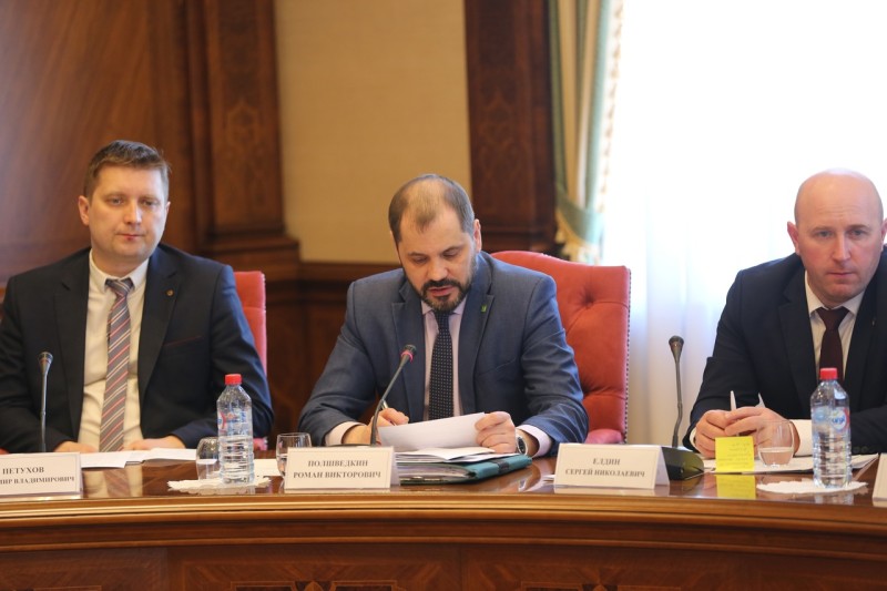 Руководитель Минприроды Коми Роман Полшведкин: "Мы готовы дать отпор огненной стихии"