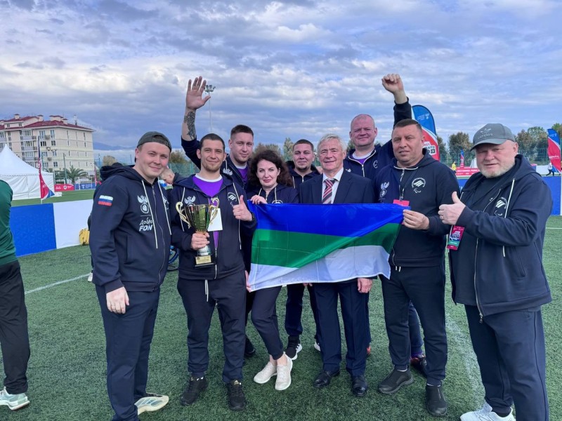 Ветераны СВО из Коми выиграли серебро на турнире по футболу "Лига героев"