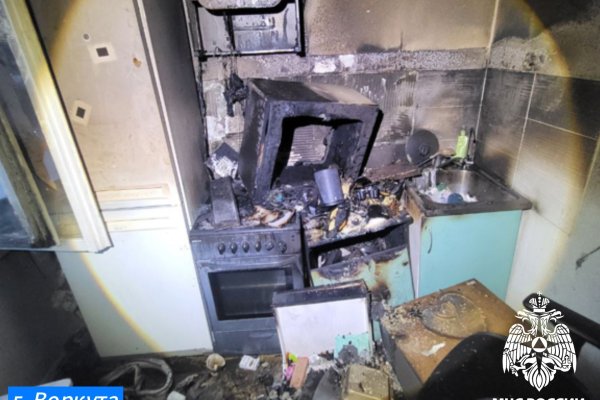 В Воркуте из горящего дома эвакуировали 33 человека