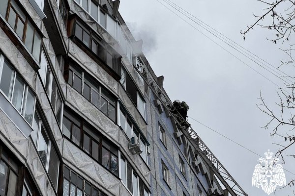 В Сыктывкаре огнеборцы спасли на пожаре пять человек