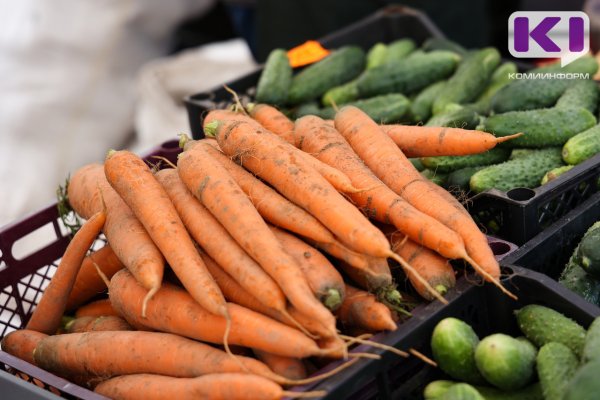 За неделю в Коми подорожала морковь и подешевели варено-копченые колбасы  