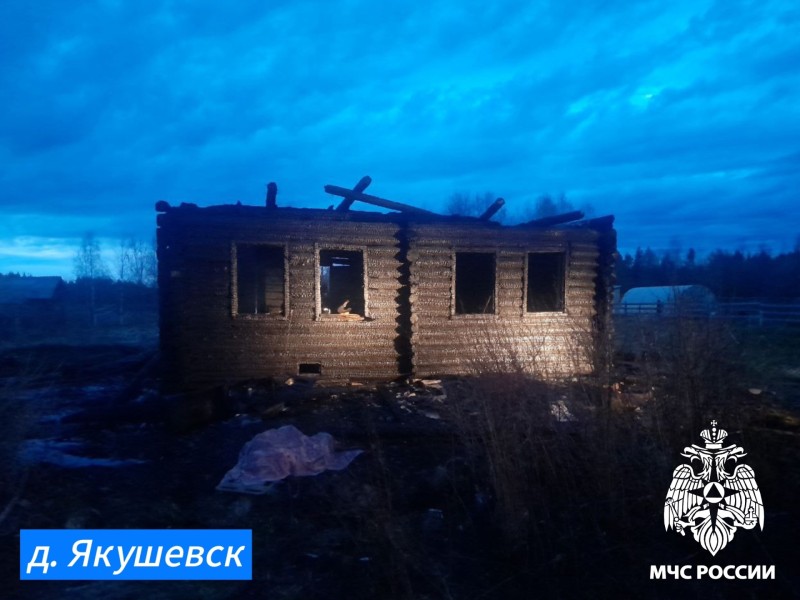 В Коми вспыхнул пожар из-за сигареты, погиб мужчина 