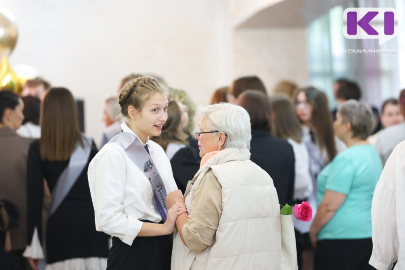 Родители из Сыктывкара рассказали, сколько потратят на организацию выпускного в этом году
