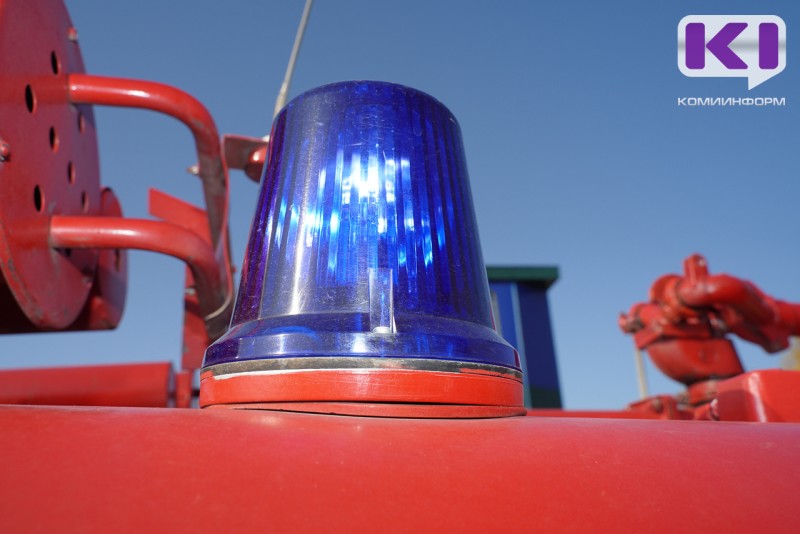 В Сыктывкаре ликвидировали возгорание гаража, причина устанавливается