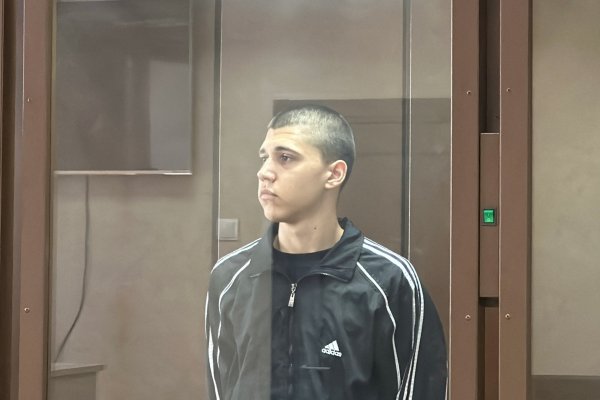 Суд избрал меру пресечения въехавшему в остановку сыктывкарскому дрифтеру