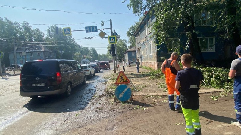 Из-за непогоды в Сыктывкаре нарушена работа ряда светофоров