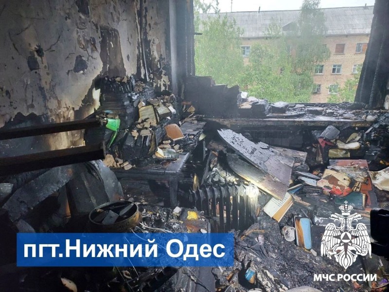 В поселке Нижний Одес на пожаре спасли 62-летнего мужчину