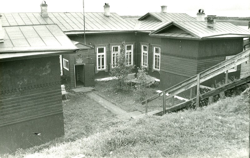 В Усть-Выми сохранят "Заразный барак"