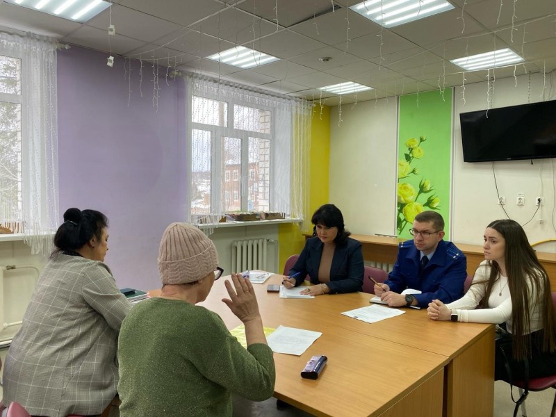 Уполномоченный по правам человека в Коми и прокуратура Койгородка оказали содействие в восстановлении трудовых прав граждан