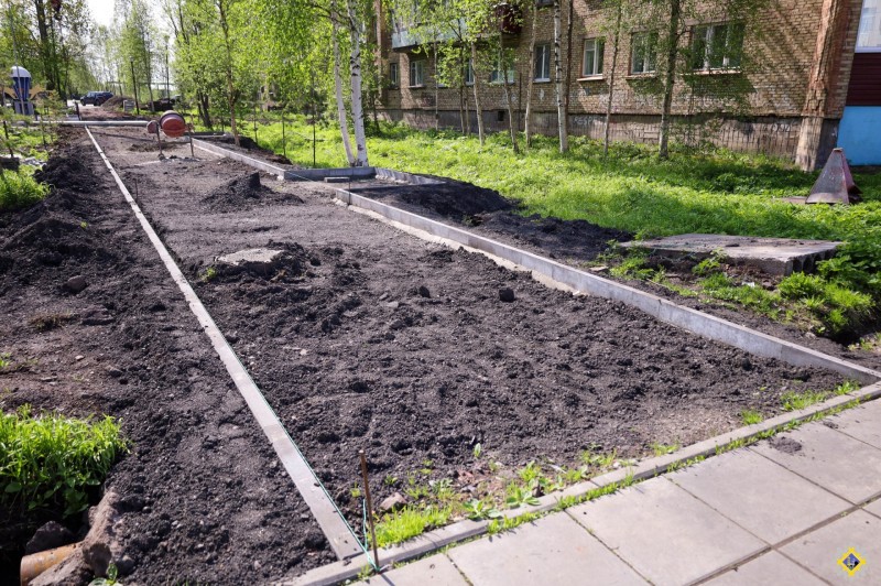 В Инте в сквере ВДВ начались работы по благоустройству

