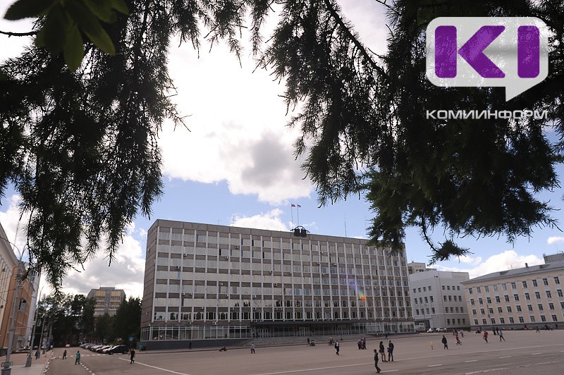 "Зеленая альтернатива" представила в Избирком список кандидатов в Госсовет Коми