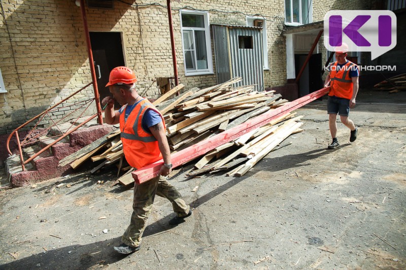 Жители домов на 13 улицах Сыктывкара обрели управляющую компанию