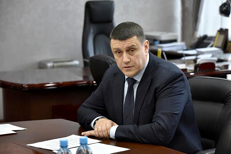 "Осторожно-стабильным" назвал состояние экономики и финансов в Коми председатель Правительства РК Дмитрий Братыненко