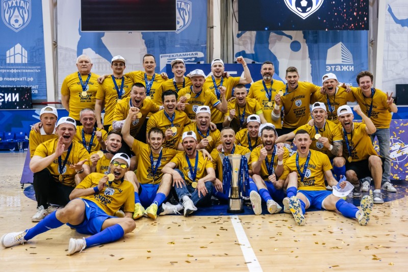 Ростислав Гольдштейн поздравил МФК "Ухта" с победой в чемпионате России по футзалу