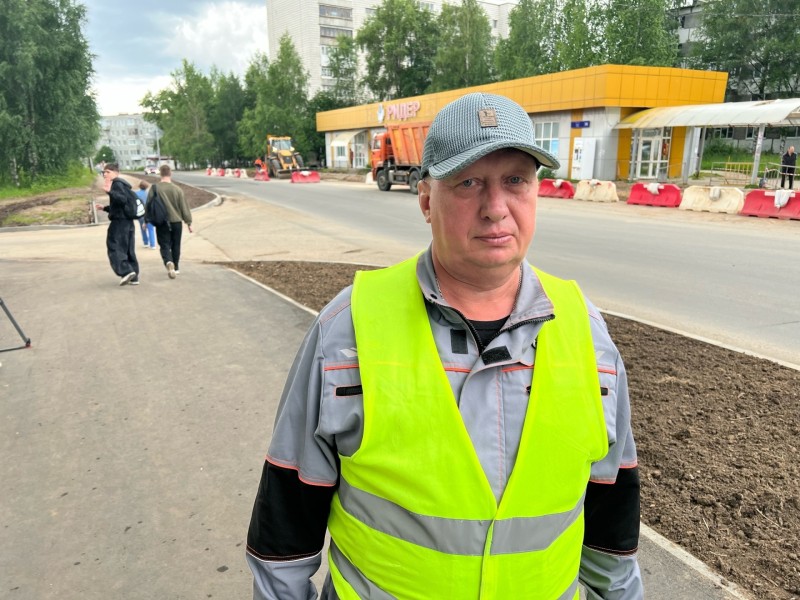 Мне нравится вносить лепту в развитии родного города - сыктывкарский дорожник Александр Резвинский