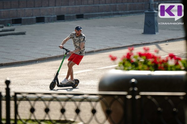 Жителей Коми осудили за нетрезвую езду на скутере и электросамокате