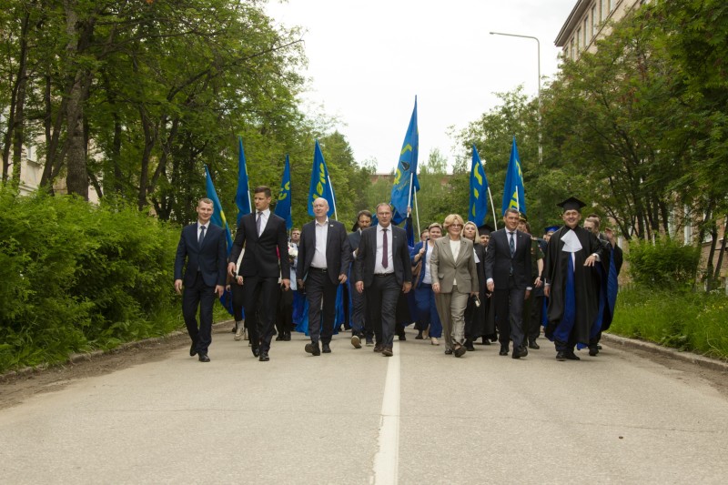 Руководство АО "Транснефть – Север" приняло участие в торжественном вручении дипломов выпускникам УГТУ